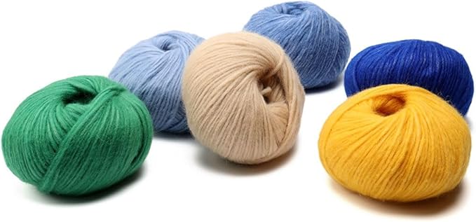 Pullu - Baby Alpaca Merino Wool Yarn Set of 3 Skeins (150 Grams) Worsted Weight - Sourced Directly from Peru - Heavenly Soft and Perfect for Knitting and Crocheting (Christmas Green)