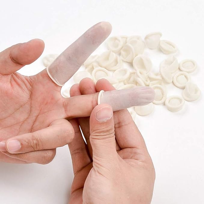Finger Cot, Medium Finger Protectors Latex Anti-Static Finger Covers, Finger Tip Protect Keeping Dressing Dry and Clean Disposable Finger Gloves White(approxi 135pcs)