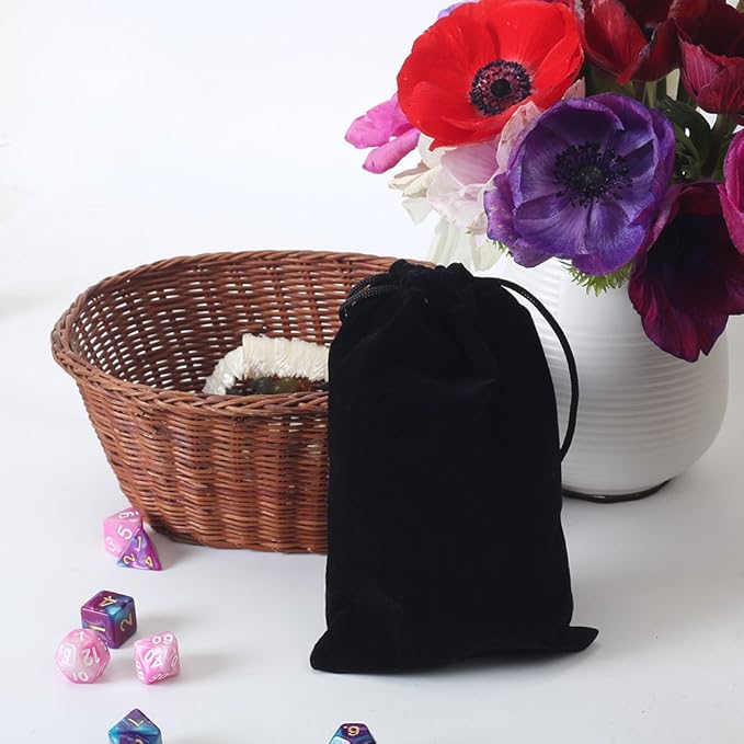 HRX Package 20pcs Velvet Drawstring Bags, 5x7 inches Velvet Pouches for Jewelry Gift Packaging (Black)