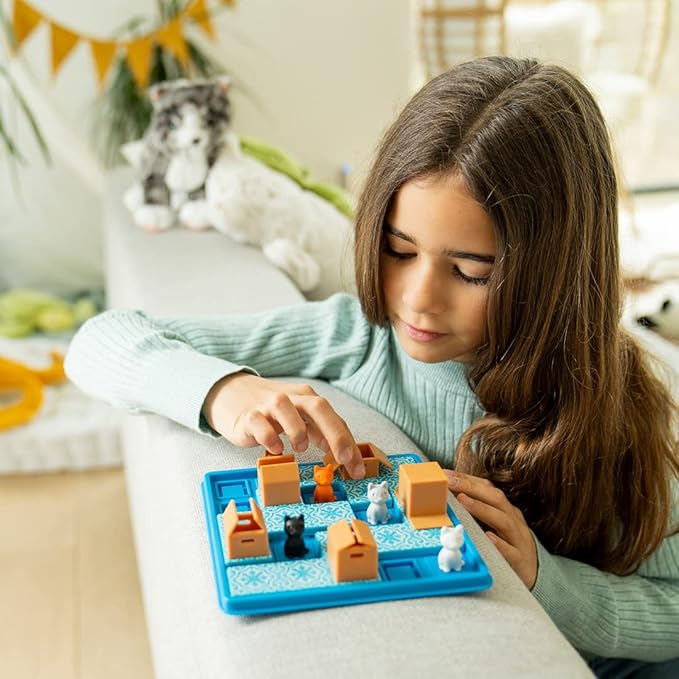 SmartGames Cats & Boxes Travel Game with 60 Challenges for Ages 7-Adult