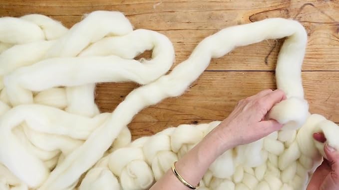 1 lb Wool roving Yarn unspun Fiber | Soft Chunky Jumbo Yarn for Arm Knitting Blanket |100% Natural Undyed (Ecru White) Bulk, Felting Core Combed Carded Stuffing.