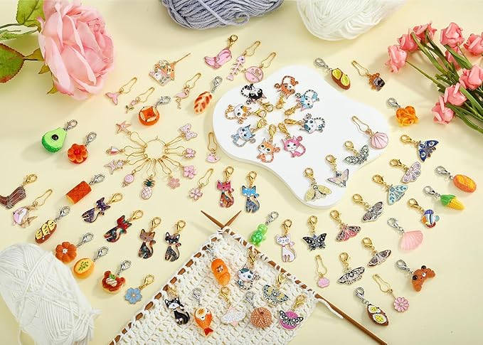 BEEFLYING 16Pcs Marine Animal Stitch Marker Charms for Crocheting and Knitting, Resin Crochet Knit Stitch Marker Pendant with Lobster Clasp for Knitting Crocheting Sewing Accessories