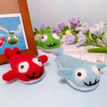 Needle Felting Kit, 3 Pcs Sharks Wool Needle Felting Kit for Beginners & Adult, Animal Doll Making Set with Video Instruction, Craft Party Supplies, Tools & Foam Pad, DIY Home Decor, Birthday Present