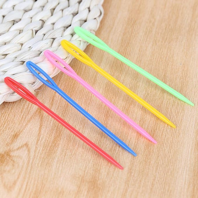300 Piece Plastic Sewing Needle Set - Big Eye Safety Yarn & Crafting Needles - 3.54" Long - Ideal for Kids' Crochet, Darning & Handmade Projects - Random Color