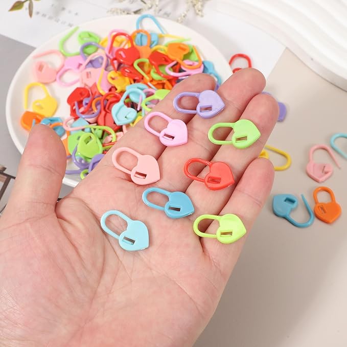 uxcell 200pcs Stitch Markers for Crocheting, Heart Shaped Crochet Marker Needle Clip Counter for Knitting Clothing Tag DIY Craft,Purple