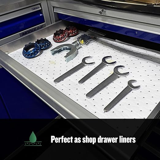 FlashDry Oil Absorbent Pads – High Absorbency of Oil-Based Liquids, Water-Repellent, Tear-Resistant, Premium Mats, Ideal for Garage, Driveway, Automotive, Marine Use, 17.5” x 13.5”, 200 Pads in Total