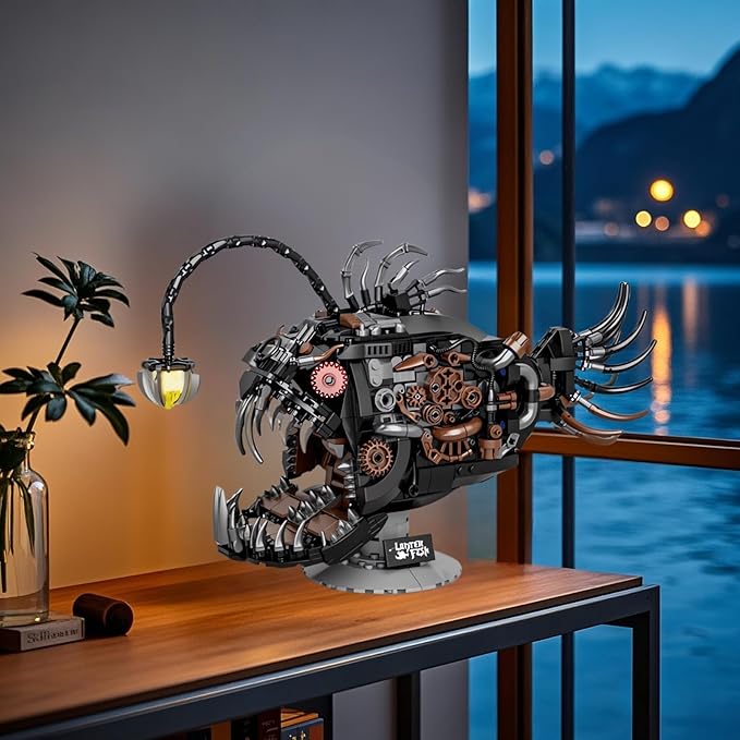 Mechanical Angler Fish Building Block Set - STEM Toys for Boys & Girls 8-14+, Deep Sea Ocean Creature Kit, Home/Office Decor with Light, Great Gift for Kids & Adults(1038+Pieces)