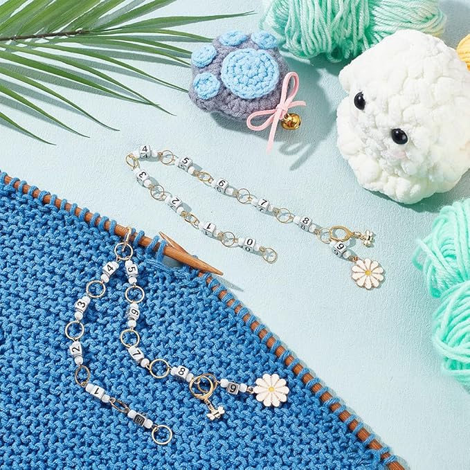 NBEADS 2 Pcs Flower and Bee Knitting Row Counter Chains, Number Beads Acrylic Stitch Markers Row Counting Accessories for Knitting Crochet Tracking Project Progress