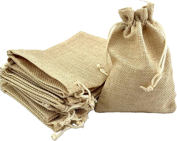 Palmhomee Pack of 25 Burlap Gift Bags with Drawstring Linen Jewelry Pouches Wedding Hessian Jute Bags for Birthday and Treat Pouches Party Wedding Favors Gift (4x5.6 Inch, Ivory)
