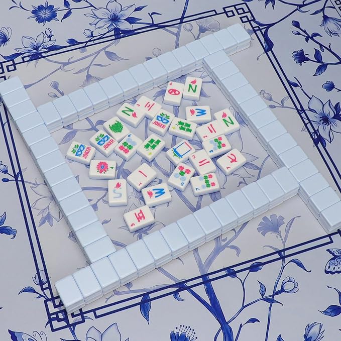 American Mahjong Tile Set with Carrying Bag and Accessories, 160 Acrylic Engraved Mahjong Tiles(Light Blue