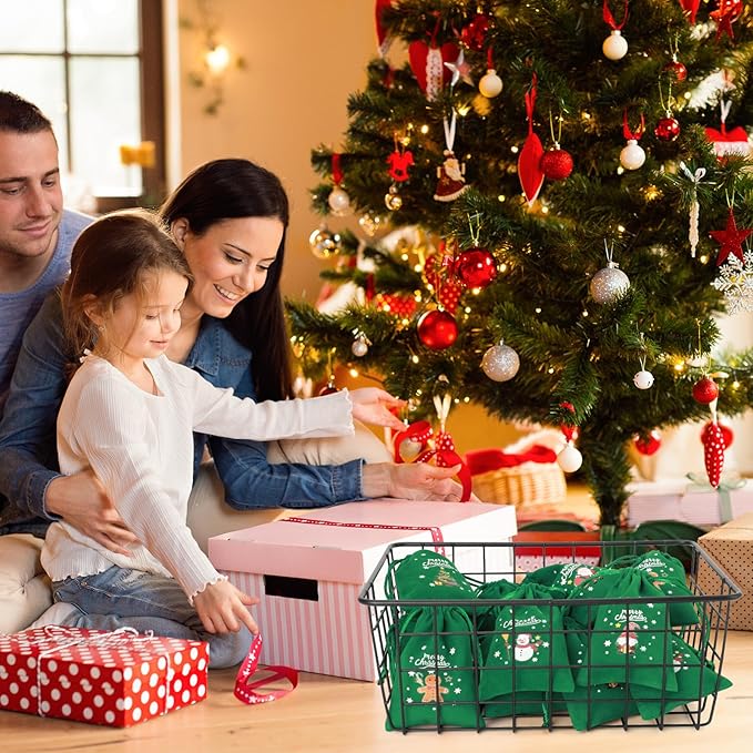 Tapleap Christmas Bags with Drawstring - 50Pcs 3x4 Green Velvet Coth for Wrapping Christmas Party Favors or Gifts for Friends, Children, Customers