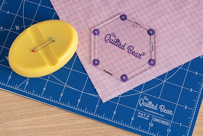 The Quilted Bear Hexagon Quilting Templates – 8 Clear Non-Slip Acrylic Quilt Templates for Precise Fabric Cutting & Stress-Free Machine Quilting - Ideal for Quilt & Sewing Supplies (¾–3")